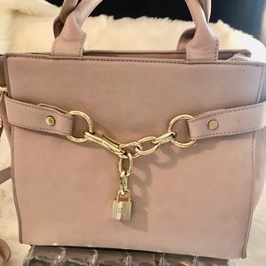 EUC mauve crossbody bag 11X 9